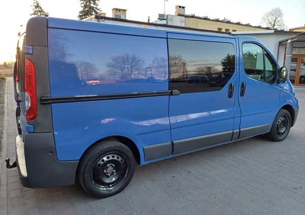 Renault Trafic cena 26900 przebieg: 235201, rok produkcji 2008 z Dobra małe 466